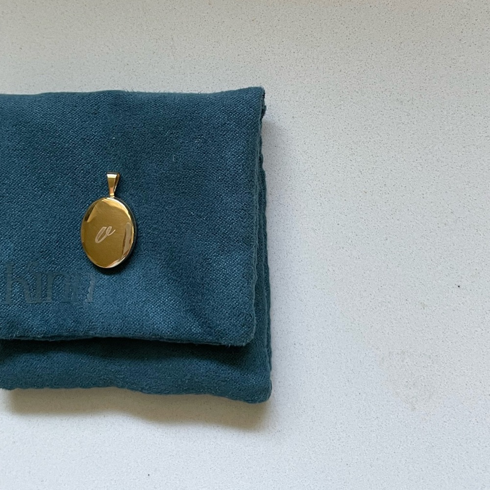Kinn 14k Oval Locket